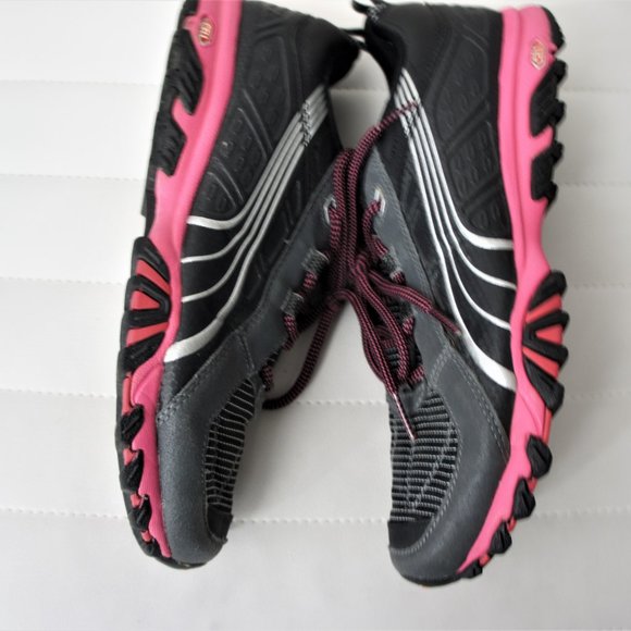 Puma Cell black pink running shoes size 8 - Picture 2 of 4